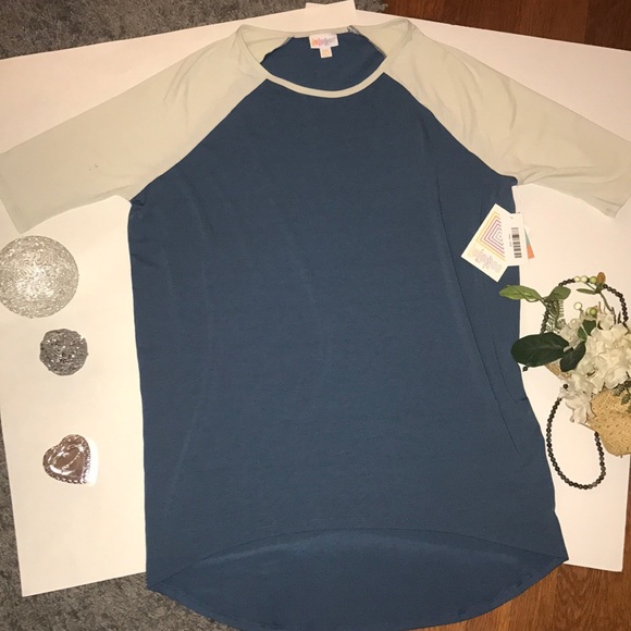 LuLaRoe Tops - 3/$10🧚‍♀️LuLaRoe IRMA Blue Top XXS NWT